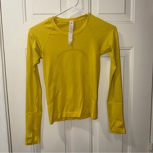 Lululemon Women's Size 2 Yellow Swiftly Tech Long Sleeve Shirt